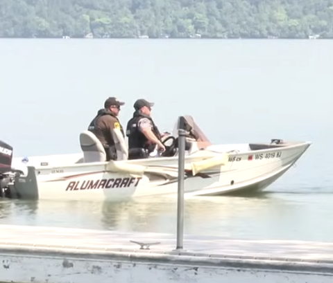 Boat searching for Wisconsin man who faked his death